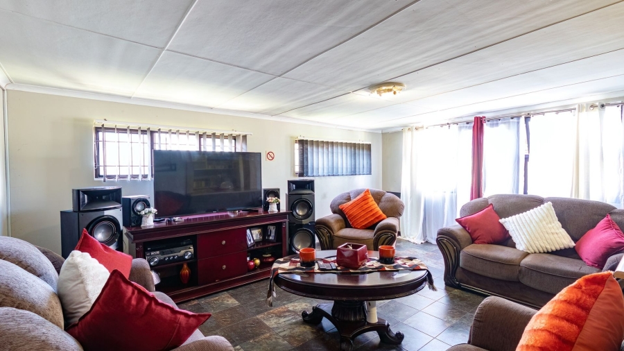 Commercial Property for Sale in Saldanha Western Cape